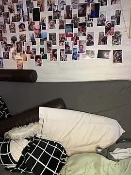 Hawitxui online show from February 19, 2026, 7:48 am