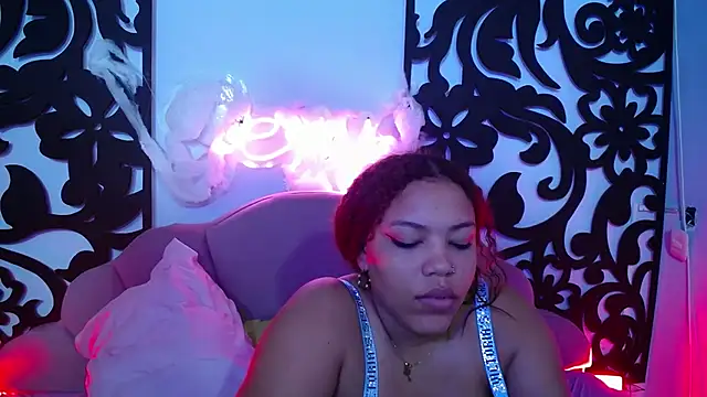 Snapshot of sexy_horny_brunette chatting on October 29, 2025, 8:49 am sexy horny brunette online show from October 29, 2025, 8:49 am