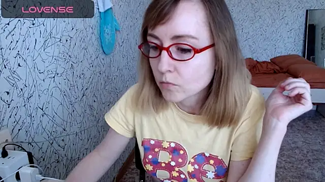 Snapshot of Athena_Richards chatting on April 1, 2026, 8:48 am Athena Richards online show from April 1, 2026, 8:48 am