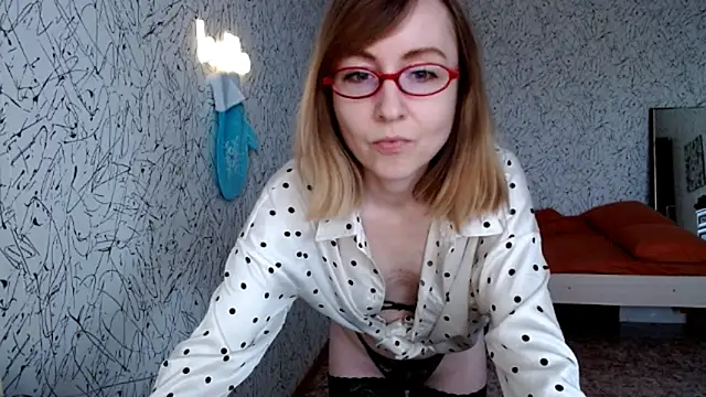 Snapshot of Athena_Richards chatting on April 7, 2026, 8:59 am Athena Richards online show from April 7, 2026, 8:59 am