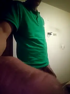 Franklpz58 online show from April 21, 2026, 6:41 am