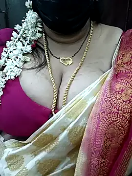 Snapshot of ashikaa_r chatting on December 30, 2024, 6:16 pm ashikaa r online show from December 30, 2024, 6:16 pm