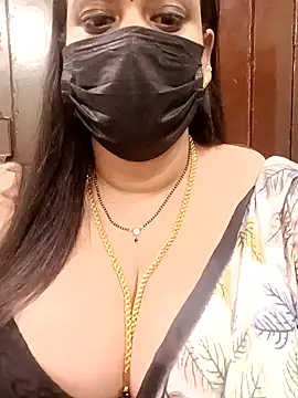 Snapshot of ashikaa_r chatting on January 11, 2025, 5:29 pm ashikaa r online show from January 11, 2025, 5:29 pm