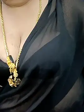 Snapshot of ashikaa_r chatting on February 11, 2025, 9:25 pm ashikaa r online show from February 11, 2025, 9:25 pm