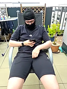 HornyTeenBoy64 online show from May 10, 2026, 5:07 pm