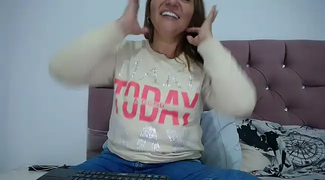 Snapshot of mirand_zackyx chatting on January 31, 2025, 12:29 pm mirand zackyx online show from January 31, 2025, 12:29 pm