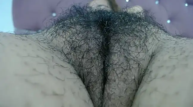 mirand zackyx online show from February 19, 2025, 2:34 pm