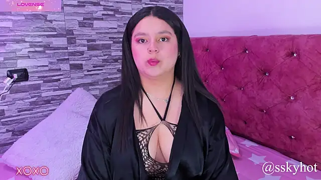 Snapshot of skyhotgirll chatting on January 14, 2025, 9:09 pm skyhotgirll online show from January 14, 2025, 9:09 pm