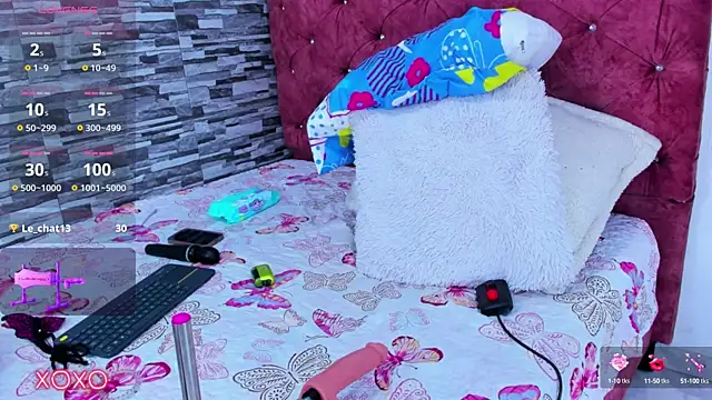 Snapshot of skyhotgirll chatting on February 18, 2025, 10:03 pm skyhotgirll online show from February 18, 2025, 10:03 pm