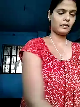 Hot Pakhi online show from December 20, 2024, 3:47 am