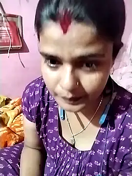 Hot Pakhi online show from January 2, 2025, 1:51 pm