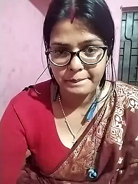 Hot Pakhi online show from January 7, 2025, 1:35 pm