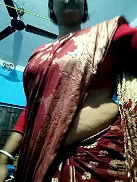 Hot Pakhi online show from February 10, 2025, 2:59 pm
