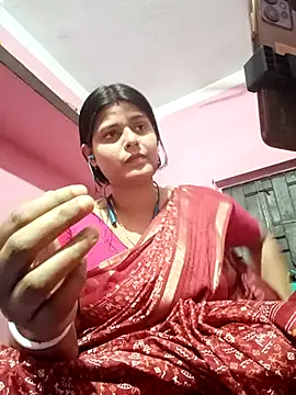 Hot Pakhi online show from February 24, 2025, 4:26 pm