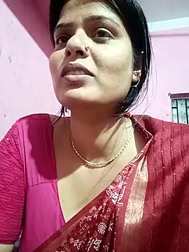 Hot Pakhi online show from February 25, 2025, 3:38 pm