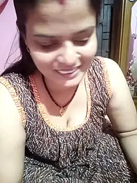 Hot Pakhi online show from March 16, 2025, 5:36 am