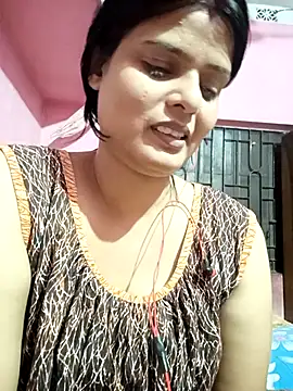 Hot Pakhi online show from March 19, 2025, 4:45 pm