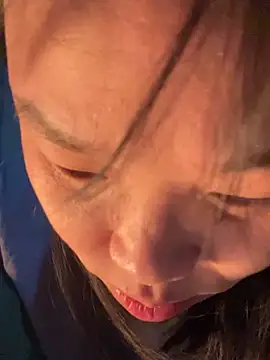 Snapshot of Laura8910 chatting on January 5, 2025, 11:15 am Laura8910 online show from January 5, 2025, 11:15 am