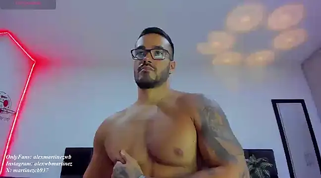Snapshot of Alexander_Martines chatting on March 23, 2025, 3:10 am Alexander Martines online show from March 23, 2025, 3:10 am