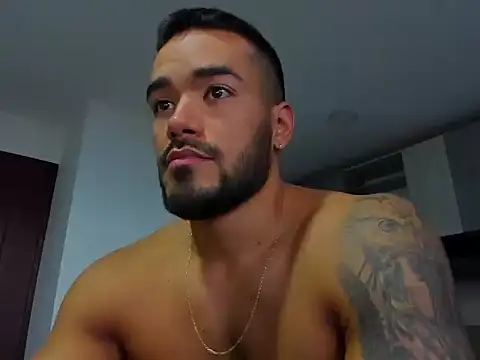 Snapshot of Alexander_Martines chatting on October 3, 2025, 10:29 pm Alexander Martines online show from October 3, 2025, 10:29 pm