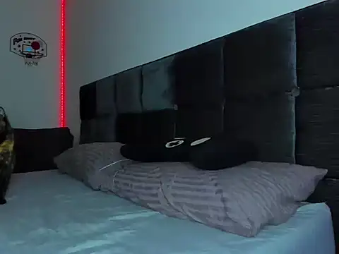 Alexander Martines online show from November 15, 2025, 11:43 pm