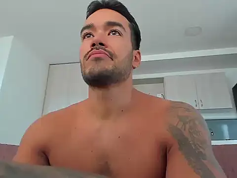 Snapshot of Alexander_Martines chatting on July 10, 2026, 10:34 pm Alexander Martines online show from July 10, 2026, 10:34 pm