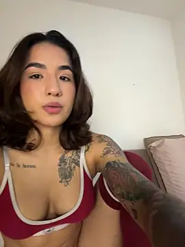 Snapshot of VictoriaHiill chatting on July 10, 2026, 7:16 pm VictoriaHiill online show from July 10, 2026, 7:16 pm