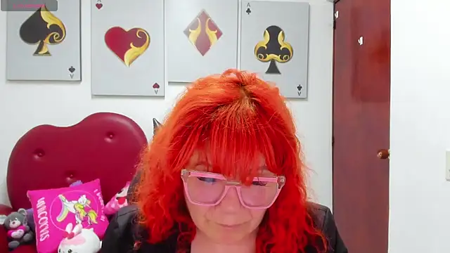 Salomeediaz  online show from April 13, 2026, 8:58 pm