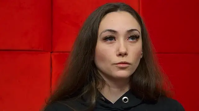 Snapshot of AliceMunro chatting on March 11, 2025, 9:37 pm AliceMunro online show from March 11, 2025, 9:37 pm