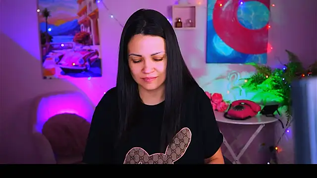 KarolinaRobinson online show from January 11, 2025, 6:01 pm