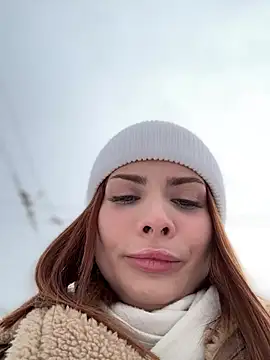 Snapshot of Accole chatting on January 7, 2025, 8:34 am Accole online show from January 7, 2025, 8:34 am