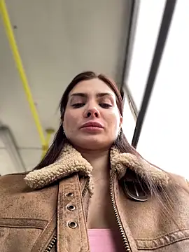 Snapshot of Accole chatting on March 20, 2025, 7:47 am Accole online show from March 20, 2025, 7:47 am