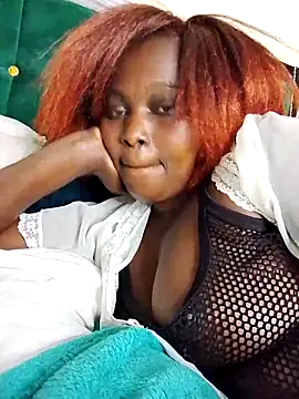 melaninebony1 online show from February 10, 2026, 12:04 am