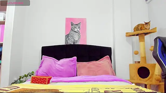 JuliaRose ks online show from April 1, 2026, 10:40 pm