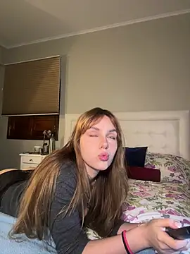 Snapshot of AlinaCarter chatting on December 19, 2024, 12:34 am AlinaCarter online show from December 19, 2024, 12:34 am