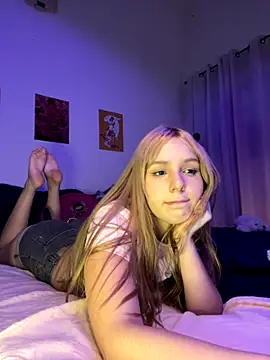 Snapshot of AlinaCarter chatting on September 11, 2025, 11:38 pm AlinaCarter online show from September 11, 2025, 11:38 pm