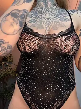 ElenaHaze online show from February 1, 2026, 9:19 am