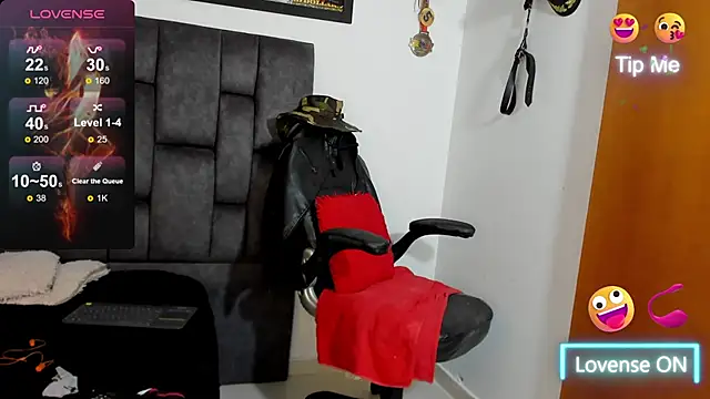 Snapshot of MattRodriguez9 chatting on May 7, 2026, 9:14 am MattRodriguez9 online show from May 7, 2026, 9:14 am