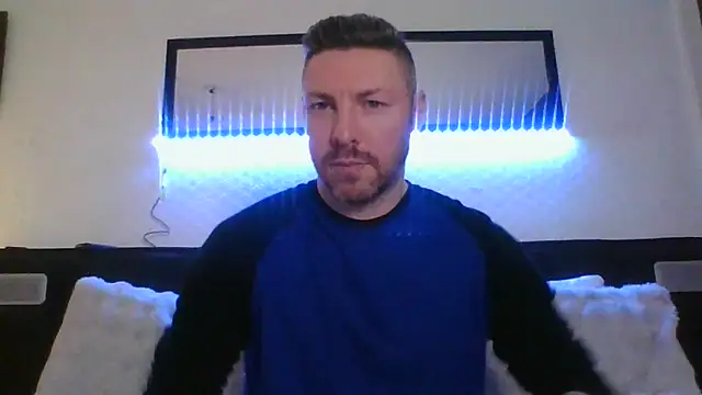 Fit4fun24 online show from February 10, 2026, 6:56 pm