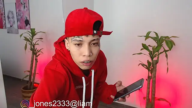 Jonesliam23 online show from December 23, 2024, 7:20 pm