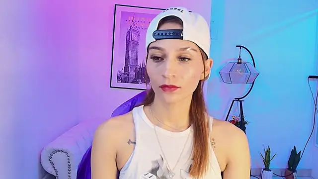 Snapshot of Tamara_slimx chatting on January 8, 2025, 4:02 am Tamara slimx online show from January 8, 2025, 4:02 am