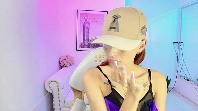 Snapshot of Tamara_slimx chatting on January 17, 2025, 9:28 am Tamara slimx online show from January 17, 2025, 9:28 am