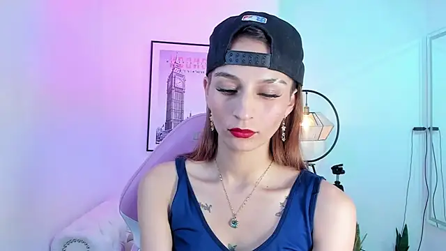 Snapshot of Tamara_slimx chatting on February 4, 2025, 10:00 am Tamara slimx online show from February 4, 2025, 10:00 am