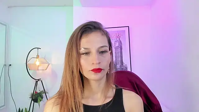 Snapshot of Tamara_slimx chatting on February 21, 2025, 3:45 am Tamara slimx online show from February 21, 2025, 3:45 am