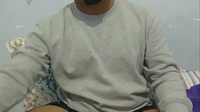 Mobtcreator23 online show from May 11, 2026, 12:27 am