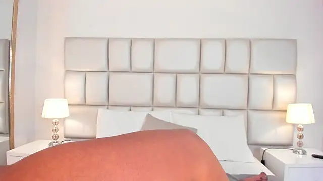 DojaAissha online show from January 29, 2025, 3:33 am