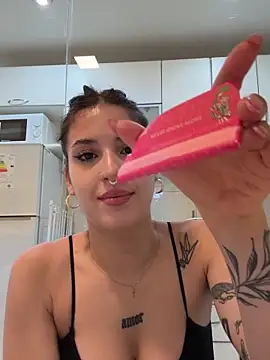 Lolykush online show from October 16, 2025, 8:54 pm