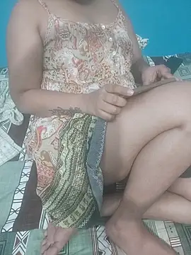 Dreamgirl1211 online show from March 17, 2025, 6:32 pm