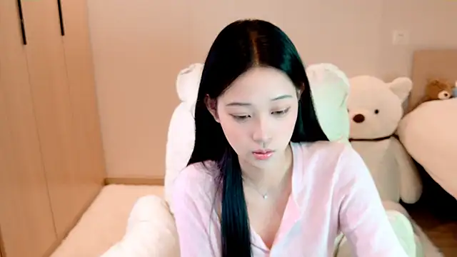 Snapshot of Xueb_J chatting on January 21, 2025, 8:52 am Xueb J online show from January 21, 2025, 8:52 am