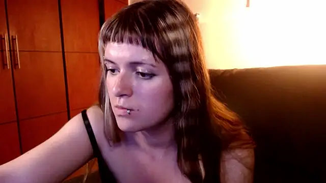 NEXT DOOR GIRL  online show from October 21, 2025, 10:54 pm